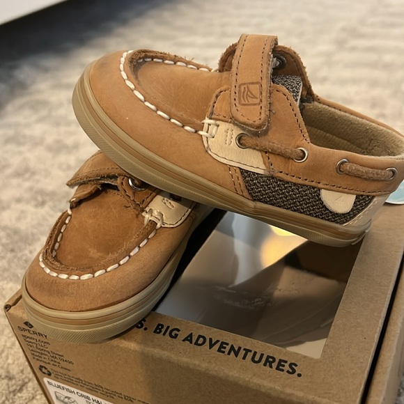 Almost brand new baby sperry - Picture 2 of 4